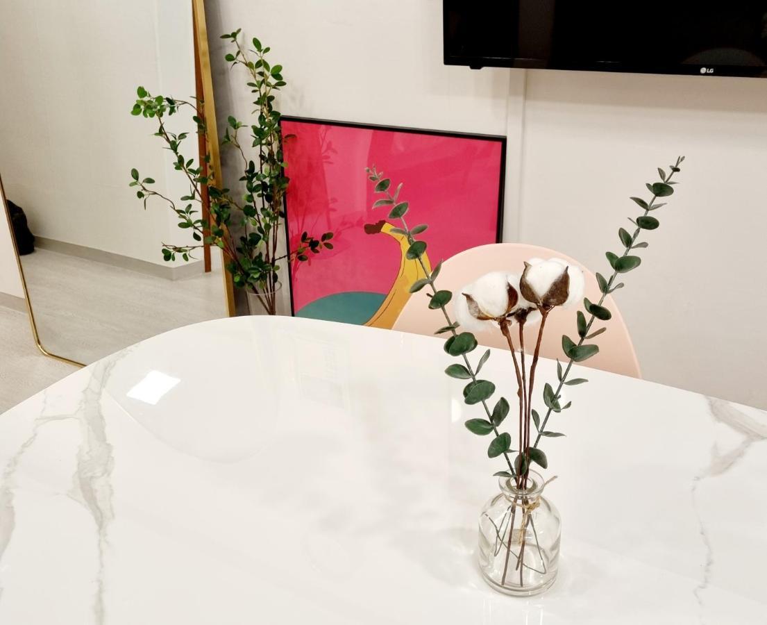 Hongik Hongdae Yeonnam Hoi-House Apartment โซล ภายนอก รูปภาพ